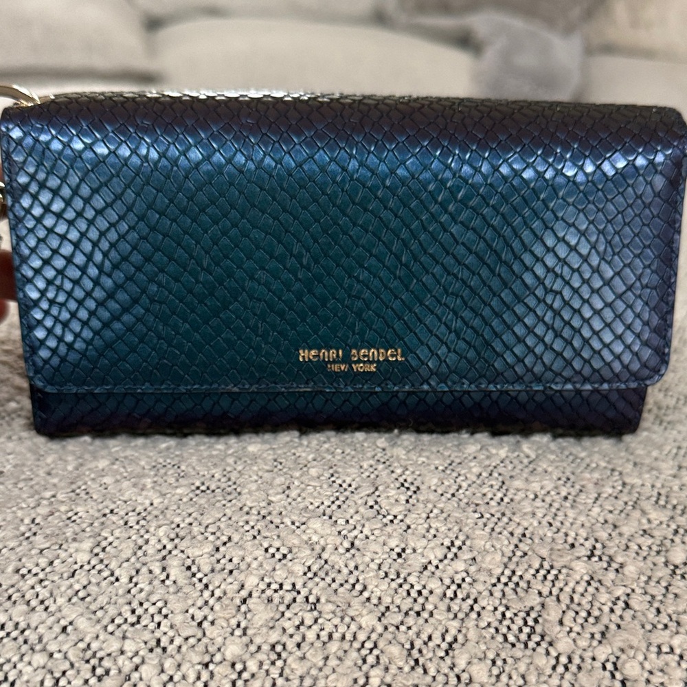 Henri Bendel Teal Snake Print Wallet